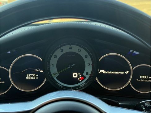 Used 2018 Porsche Panamera 4 AWD/4WD image 16