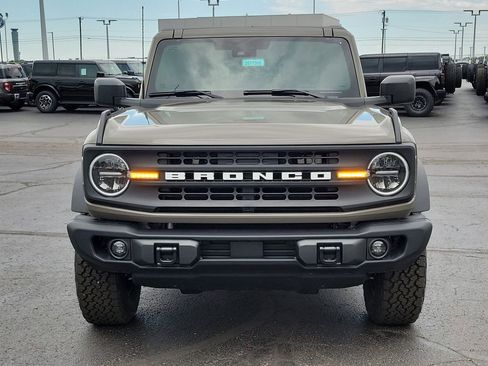 New 2025 Ford Bronco Big Bend w/ Black Diamond Package AWD/4WD image 2