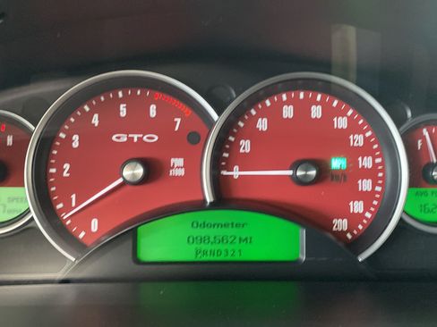 Used 2004 Pontiac GTO RWD image 14