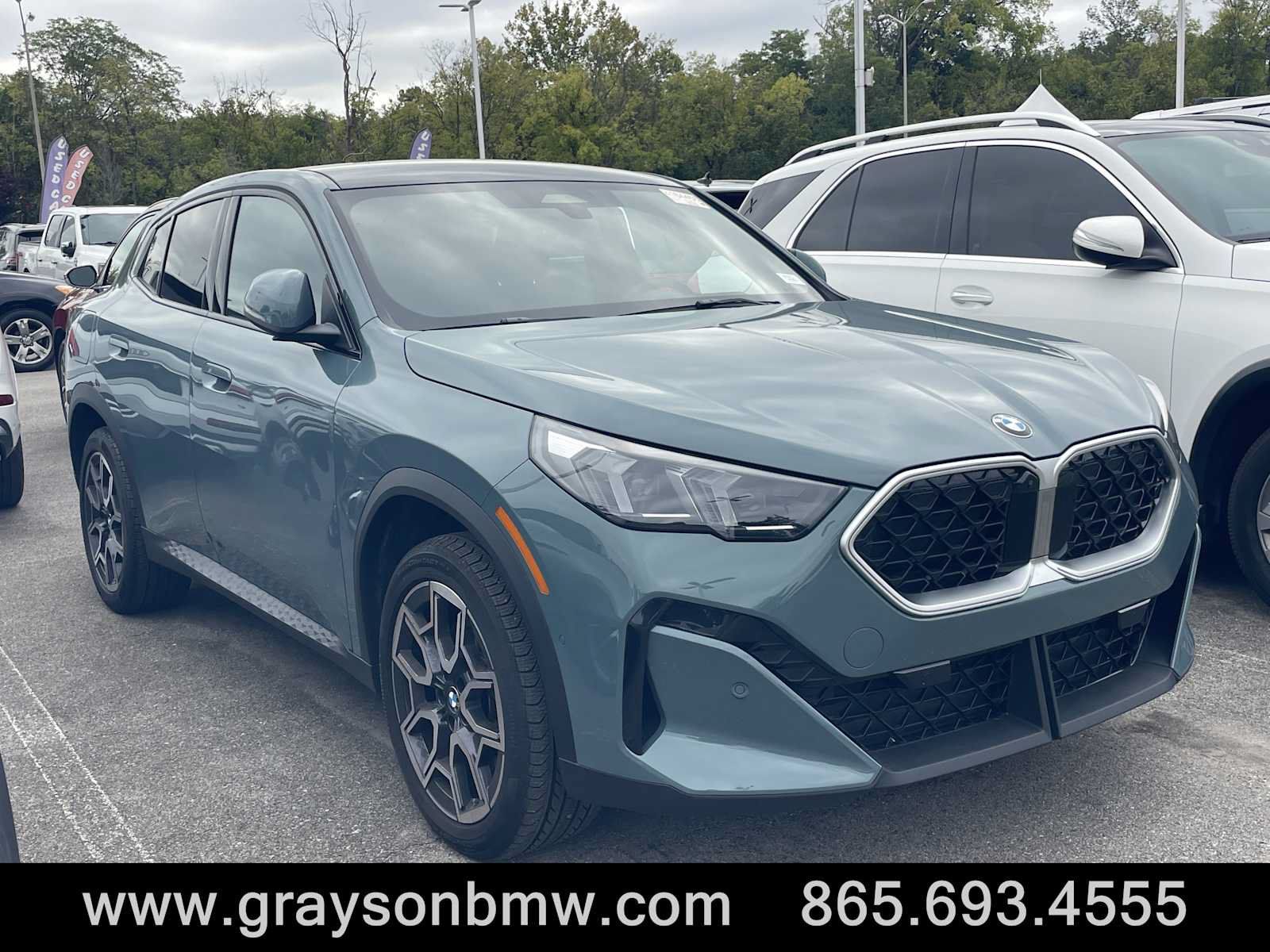 Used 2026 BMW X2 xDrive28i AWD/4WD image 1