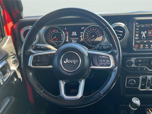 Used 2021 Jeep Wrangler Unlimited Sahara w/ Uconnect 4C Nav & Sound Group AWD/4WD image 11