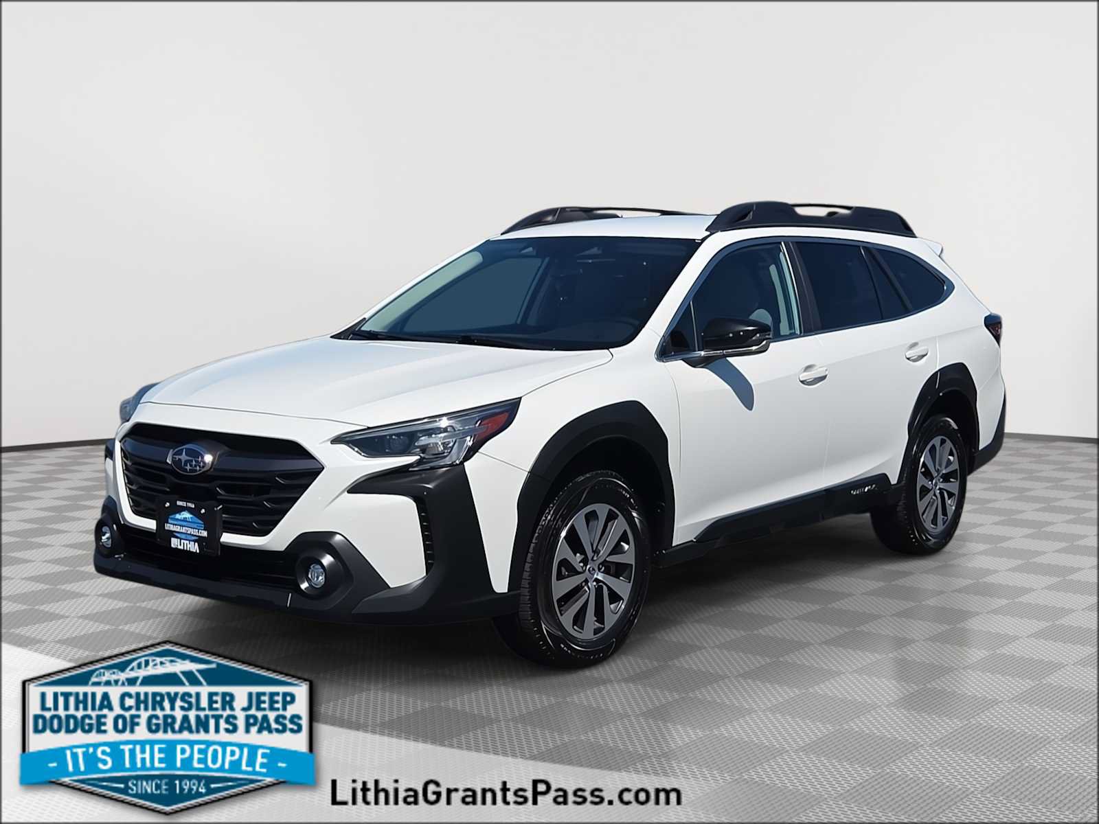 Used 2023 Subaru Outback Premium AWD/4WD image 1