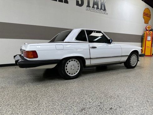 Used 1988 Mercedes-Benz 560 SL image 34