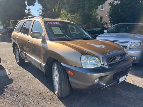 Used 2004 Hyundai Santa Fe GLS FWD image 3
