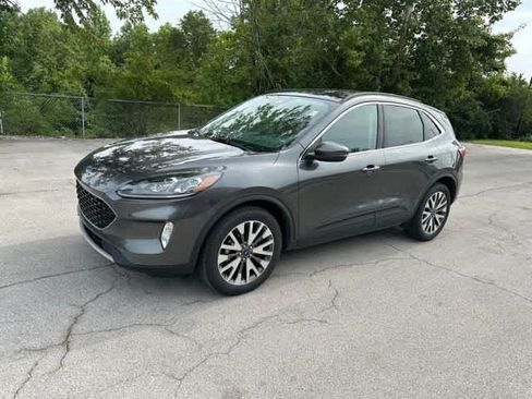 Used 2020 Ford Escape Titanium AWD/4WD image 2