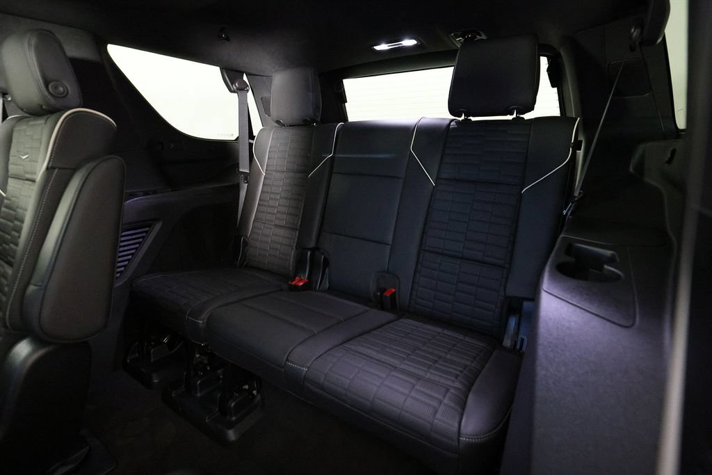 Used 2026 Cadillac Escalade V w/ LPO, ONYX Package AWD/4WD image 15