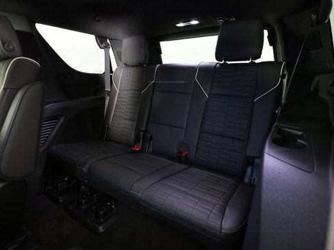 Used 2026 Cadillac Escalade V w/ LPO, ONYX Package AWD/4WD image 15