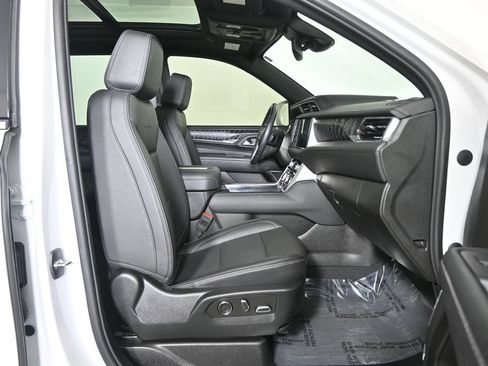 Used 2023 GMC Yukon Denali w/ Max Trailering Package AWD/4WD image 13