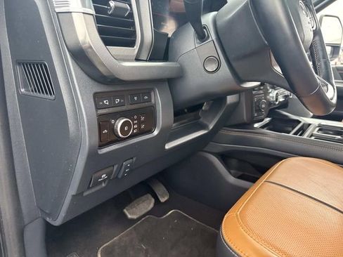 Used 2024 Ford F350 Platinum w/ FX4 Off-Road Package image 27