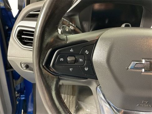 Used 2023 Chevrolet Bolt EUV Premier w/ Sun & Sound Package image 25