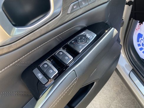 Certified 2026 Kia Sorento SX Prestige AWD/4WD image 37