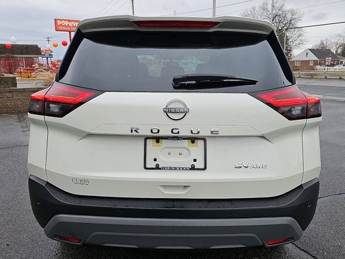 Certified 2023 Nissan Rogue SV image 5