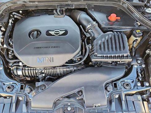 Used 2019 MINI Cooper S w/ Premium Package image 21