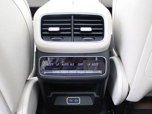 Used 2025 Mercedes-Benz GLE 580 GLE 580 image 31