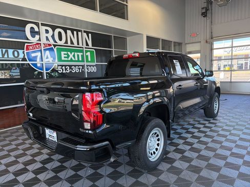 Used 2023 Chevrolet Colorado W/T image 6