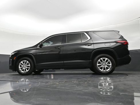 Used 2023 Chevrolet Traverse LS FWD image 21