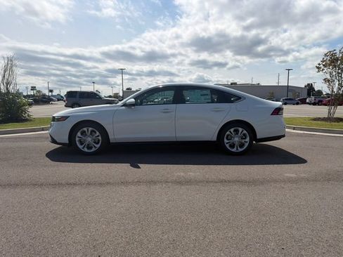 New 2026 Honda Accord LX image 2