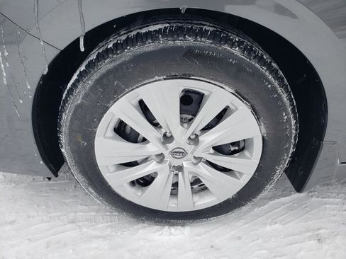 Certified 2025 Nissan Sentra S image 42