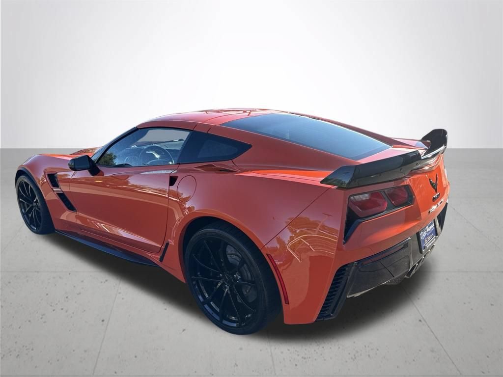 Used 2019 Chevrolet Corvette Grand Sport w/ Carbon Flash Badge Package RWD image 9