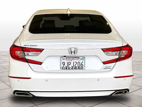 Used 2021 Honda Accord Touring image 7