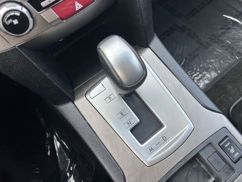 Used 2014 Subaru Outback 2.5i Premium w/ Moonroof Package image 21