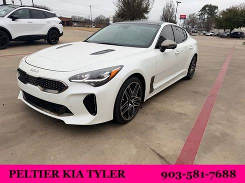 Certified 2023 Kia Stinger GT2 image 3