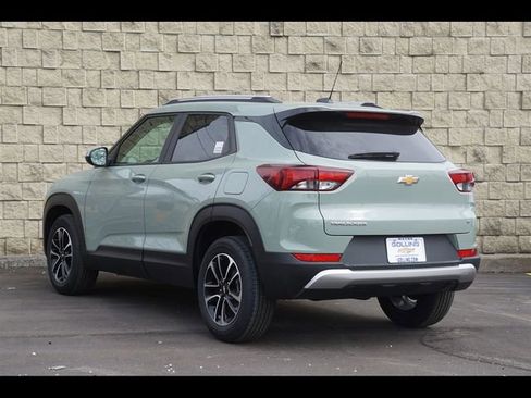 New 2026 Chevrolet TrailBlazer LT FWD image 21