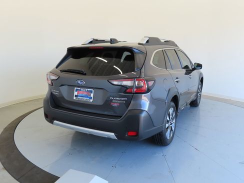 Used 2025 Subaru Outback Touring w/ Tech Package 2 image 4