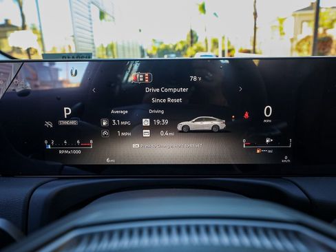 New 2026 Nissan Sentra SR w/ Floor Mat Package image 27