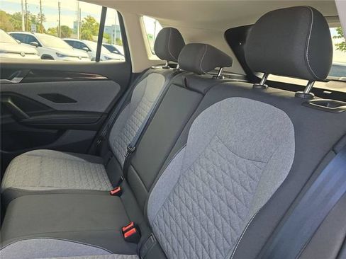 Used 2025 Volkswagen Tiguan S w/ 18" Wheel Package FWD image 9