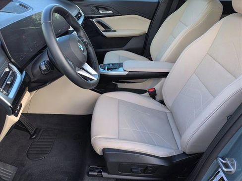 Used 2025 BMW X1 xDrive28i w/ Convenience Package image 16