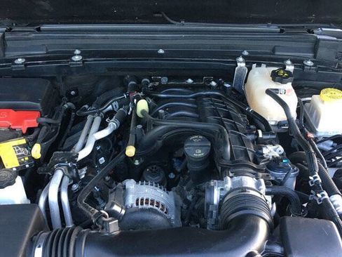 Used 2022 Jeep Gladiator Rubicon w/ LED Lighting Group image 35