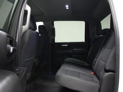 Used 2022 Chevrolet Silverado 2500 Custom w/ Custom Value Package AWD/4WD image 13