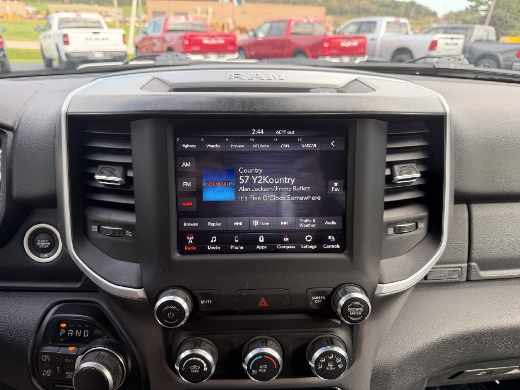 Used 2021 RAM 1500 Big Horn AWD/4WD image 30