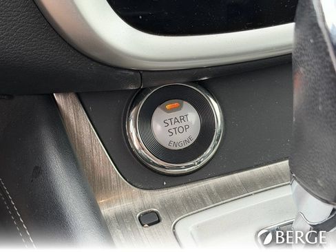 Used 2018 Nissan Murano SL w/ Moonroof Package AWD/4WD image 24