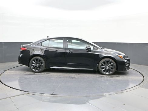 Used 2025 Toyota Corolla SE image 24