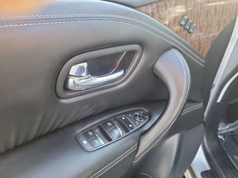 Used 2019 Nissan Armada SL w/ Premium Package image 17