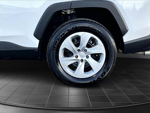 Used 2025 Toyota RAV4 LE image 36