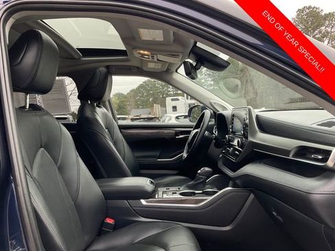 Used 2020 Toyota Highlander Limited image 15