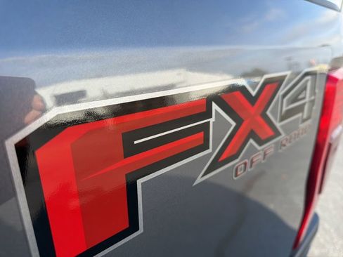 Used 2021 Ford F250 XLT w/ XLT Premium Package image 38