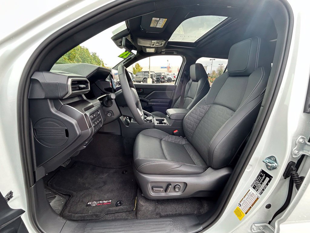 Used 2026 Toyota 4Runner TRD Off-Road Premium w/ Tow Technology Package AWD/4WD image 11