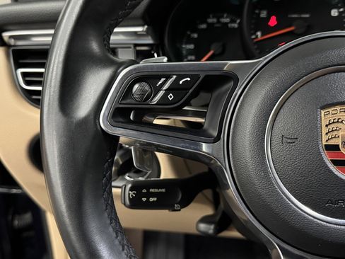 Used 2019 Porsche Macan image 28
