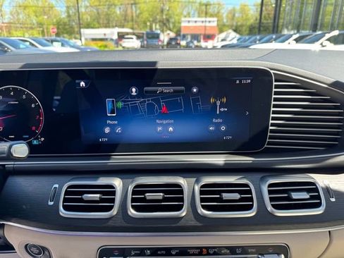 Certified 2025 Mercedes-Benz GLE 350 4MATIC image 18