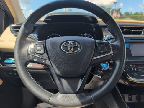 Used 2014 Toyota Avalon XLE Touring FWD image 11