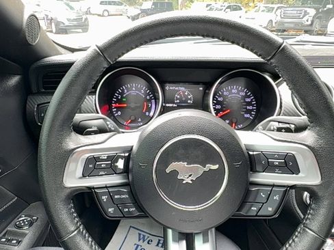 Used 2019 Ford Mustang Coupe image 19