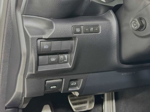 Used 2025 Lexus IS 350 F Sport AWD/4WD image 13