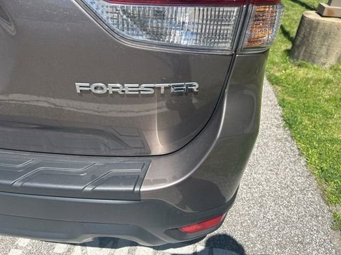Used 2023 Subaru Forester Premium AWD/4WD image 8