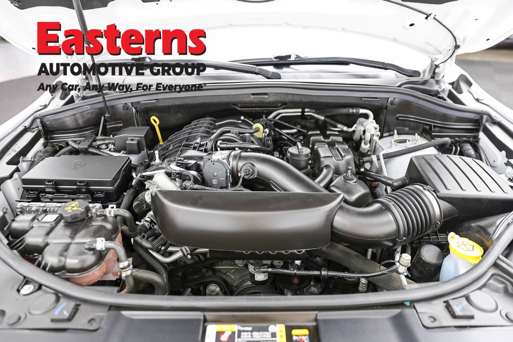 Used 2024 Dodge Durango GT RWD image 8