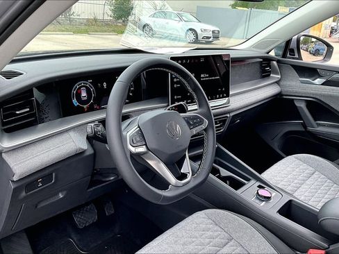 New 2026 Volkswagen Tiguan S image 14