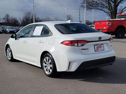 Certified 2023 Toyota Corolla LE image 3